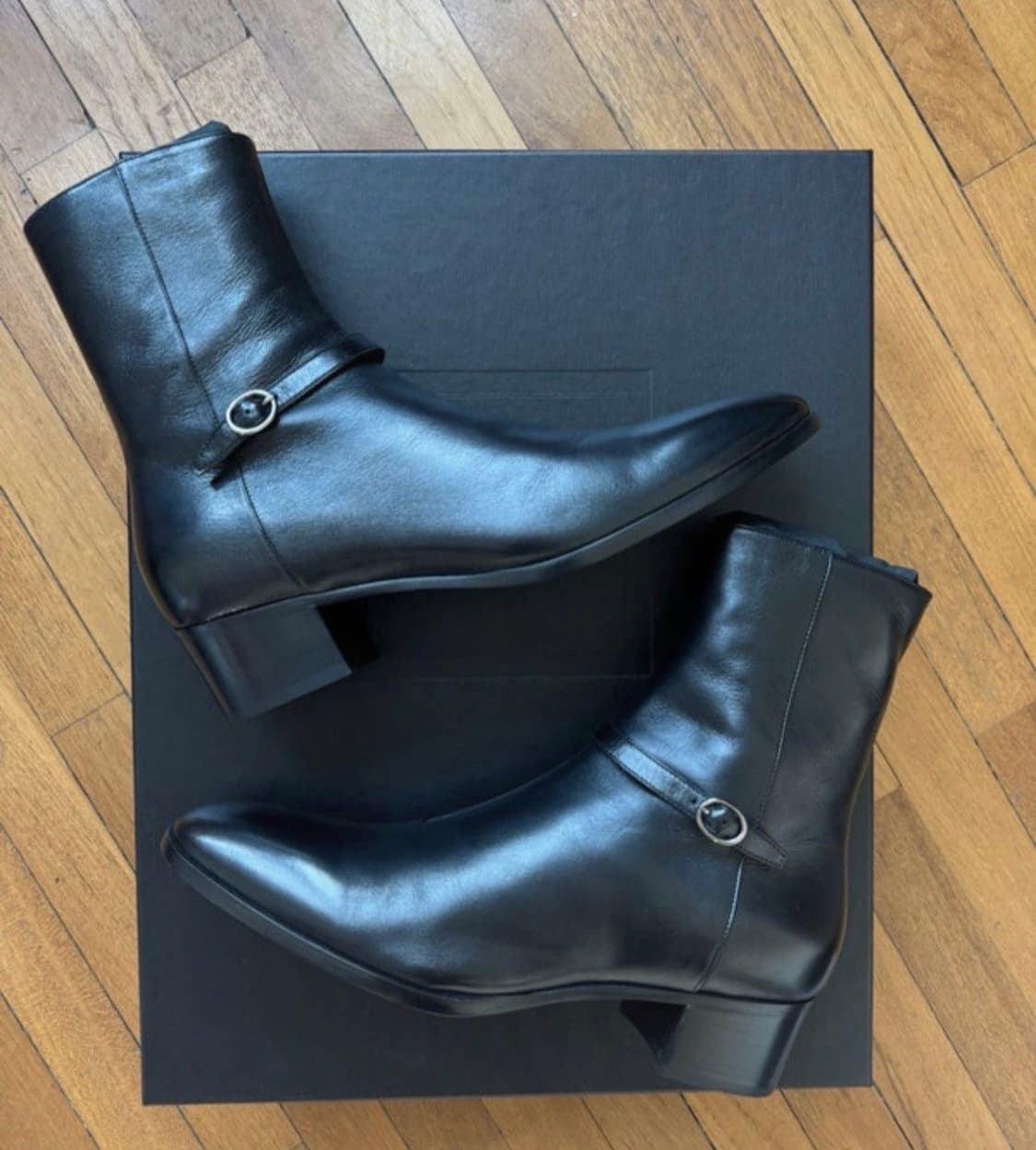 Saint Laurent Vlad 부츠 구매글 42~44까지 구합니다 상품이미지1