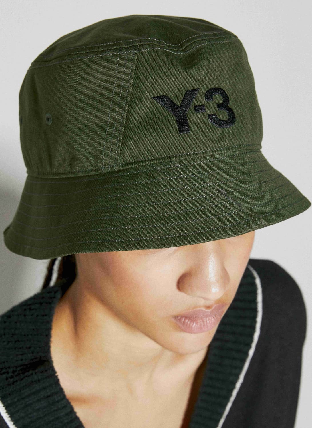 새상품 Y-3 버킷햇 카키(IQ3395) 상품이미지5