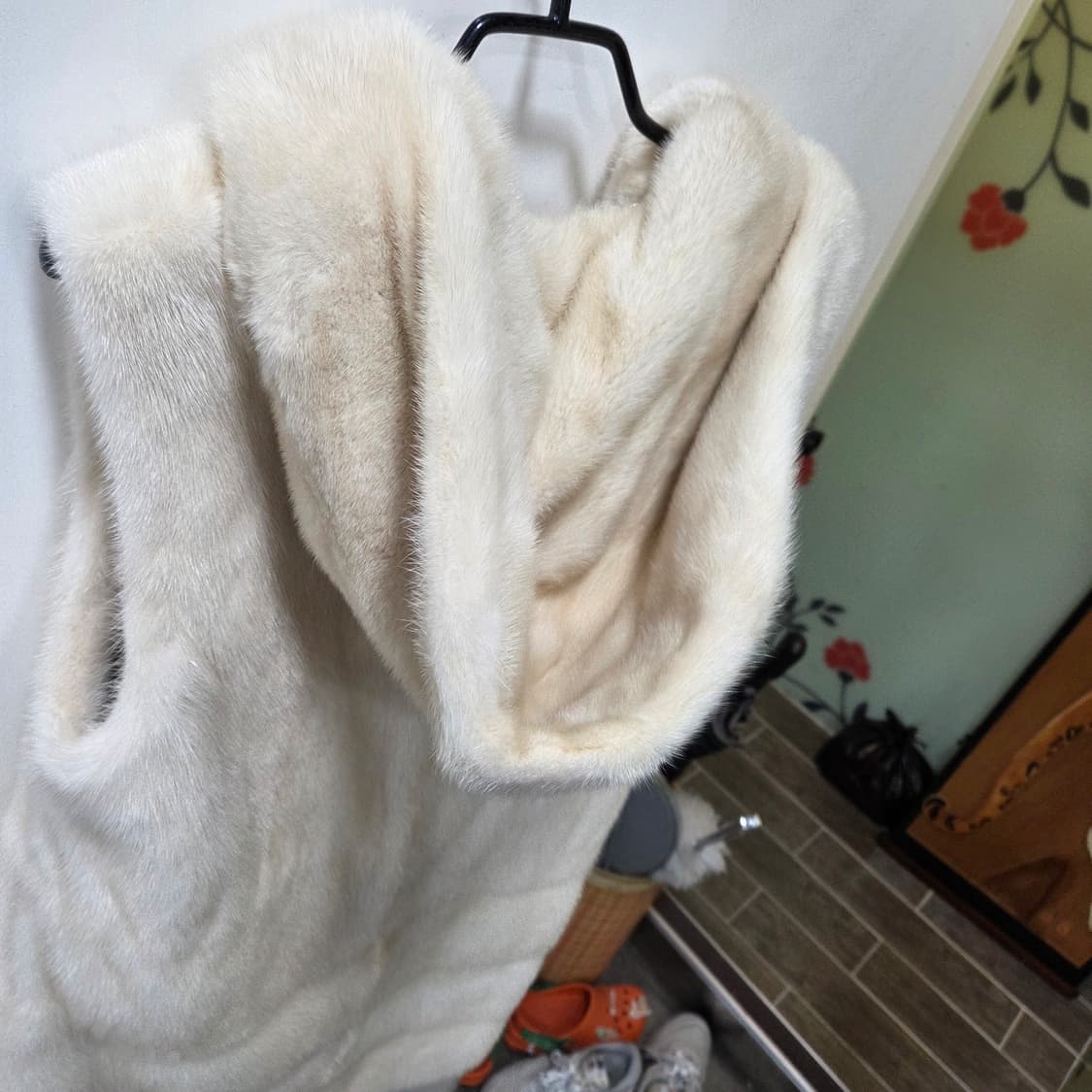 손정완 후드 밍크 베스트 상품이미지3