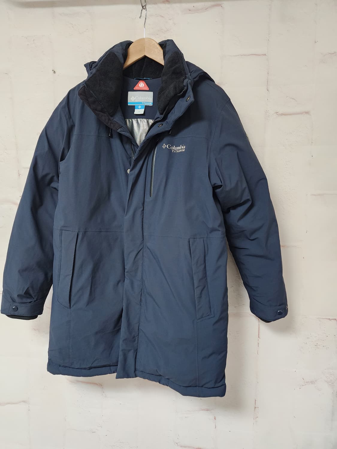 컬럼비아 티타늄 네이비 롱패딩 상품이미지1