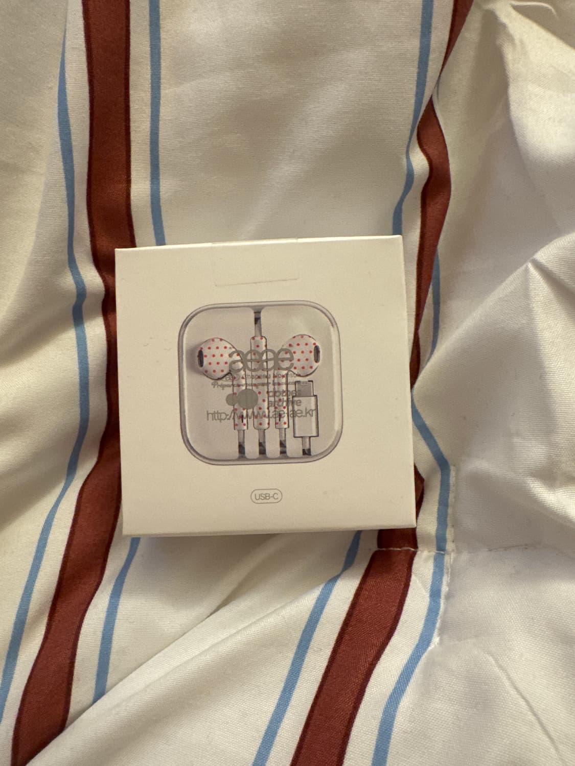 Aeae 이어폰 white/red  (미개봉) 상품이미지1