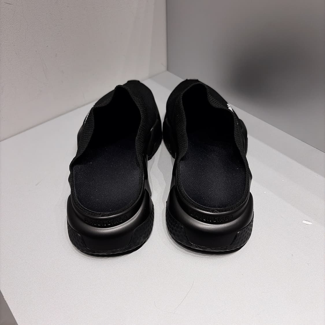 (정품/새상품) BALENCIAGA 발렌시아가 여성 블랙 스피드 뮬 상품이미지3