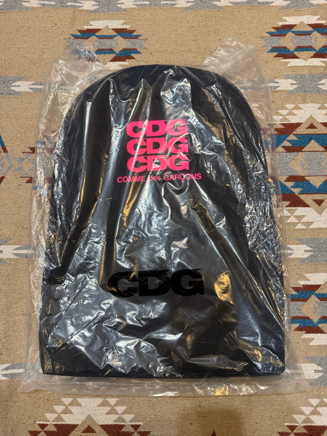 [OS] CDG 플로레센트 프린티드 백팩 블랙 핑크  상품이미지4