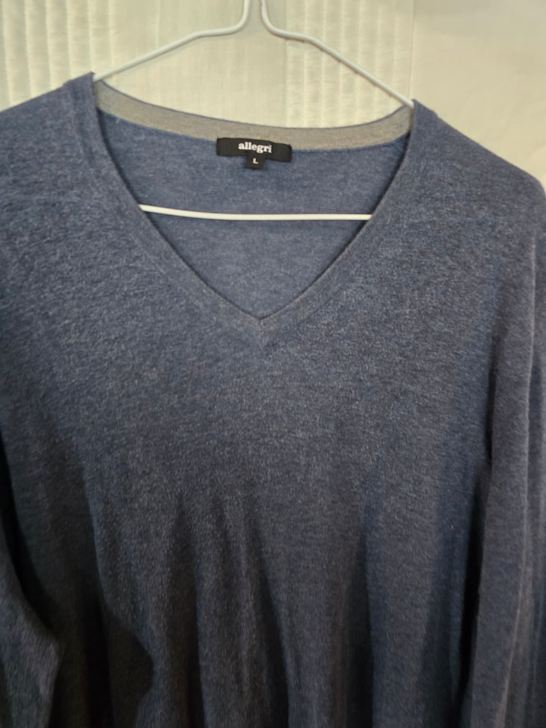 allegri 알레그리 브이넥 니트 상품이미지1