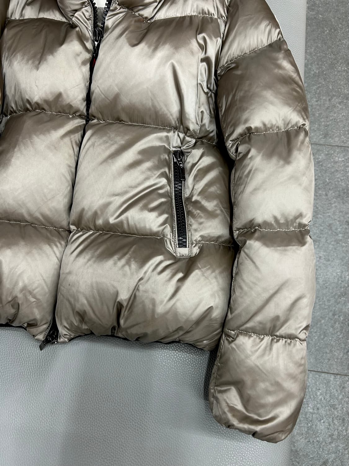 몽클레어 유광 헤비 패딩(4) 상품이미지6