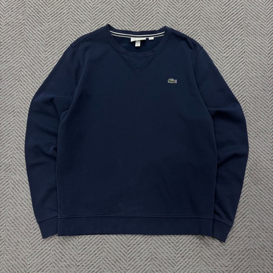 라코스테 베이직 로고 맨투맨 v2775 상품이미지1
