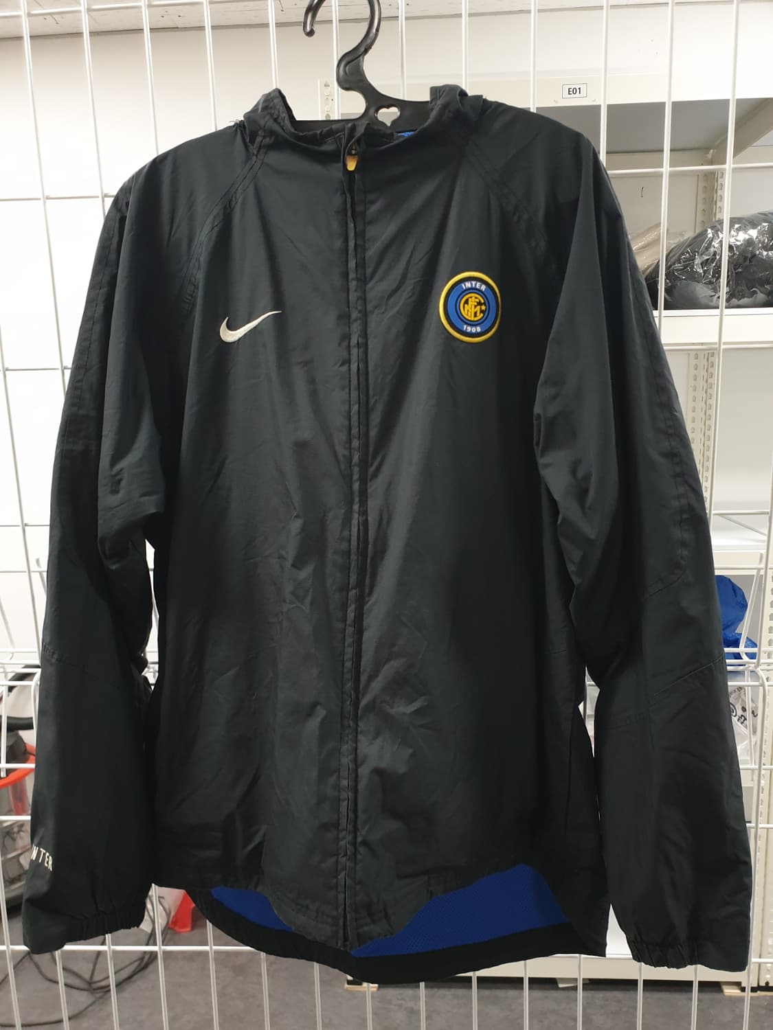 나이키 정품 인터밀란 바람막이 100사이즈 판매합니다 상품이미지3