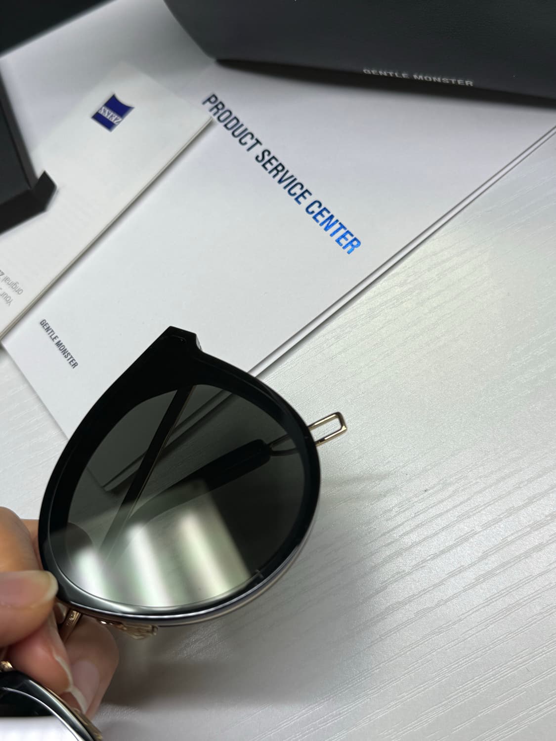 젠틀몬스터 MERLYNN-01 멀린 01 선글라스 블랙 골드 상품이미지5