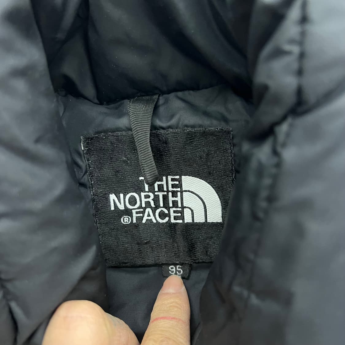 노스페이스 블루 눕시 700 패딩 상품이미지2