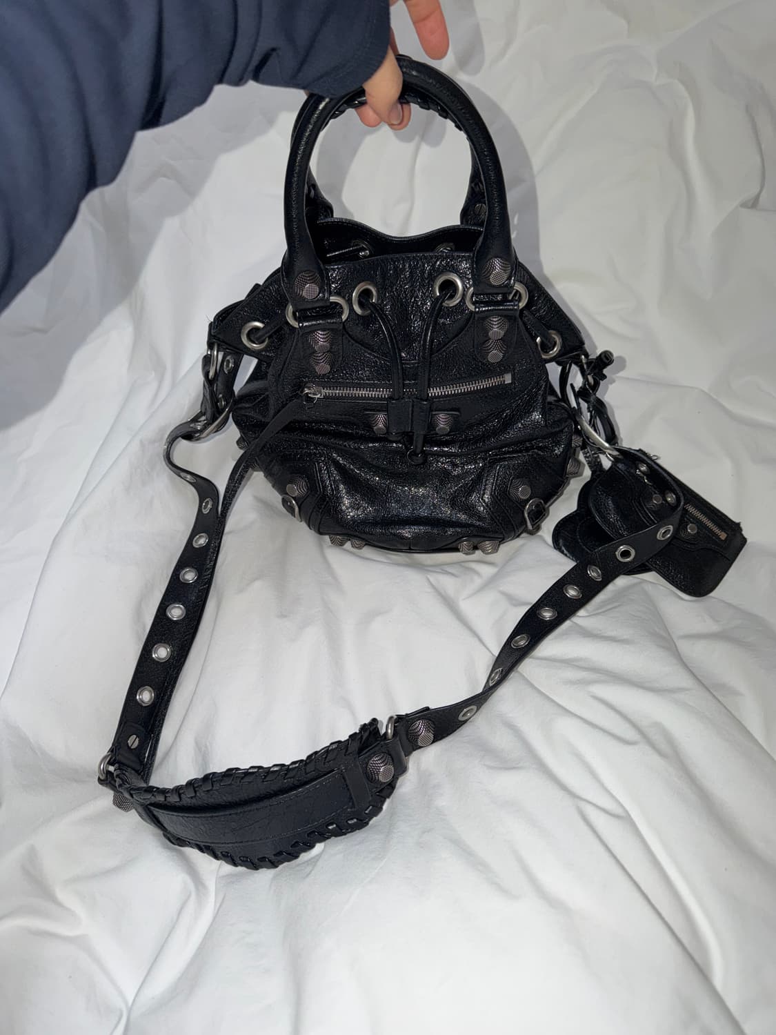 발렌시아가 르카골 버킷백(탑핸들o) 블랙 S 상품이미지3