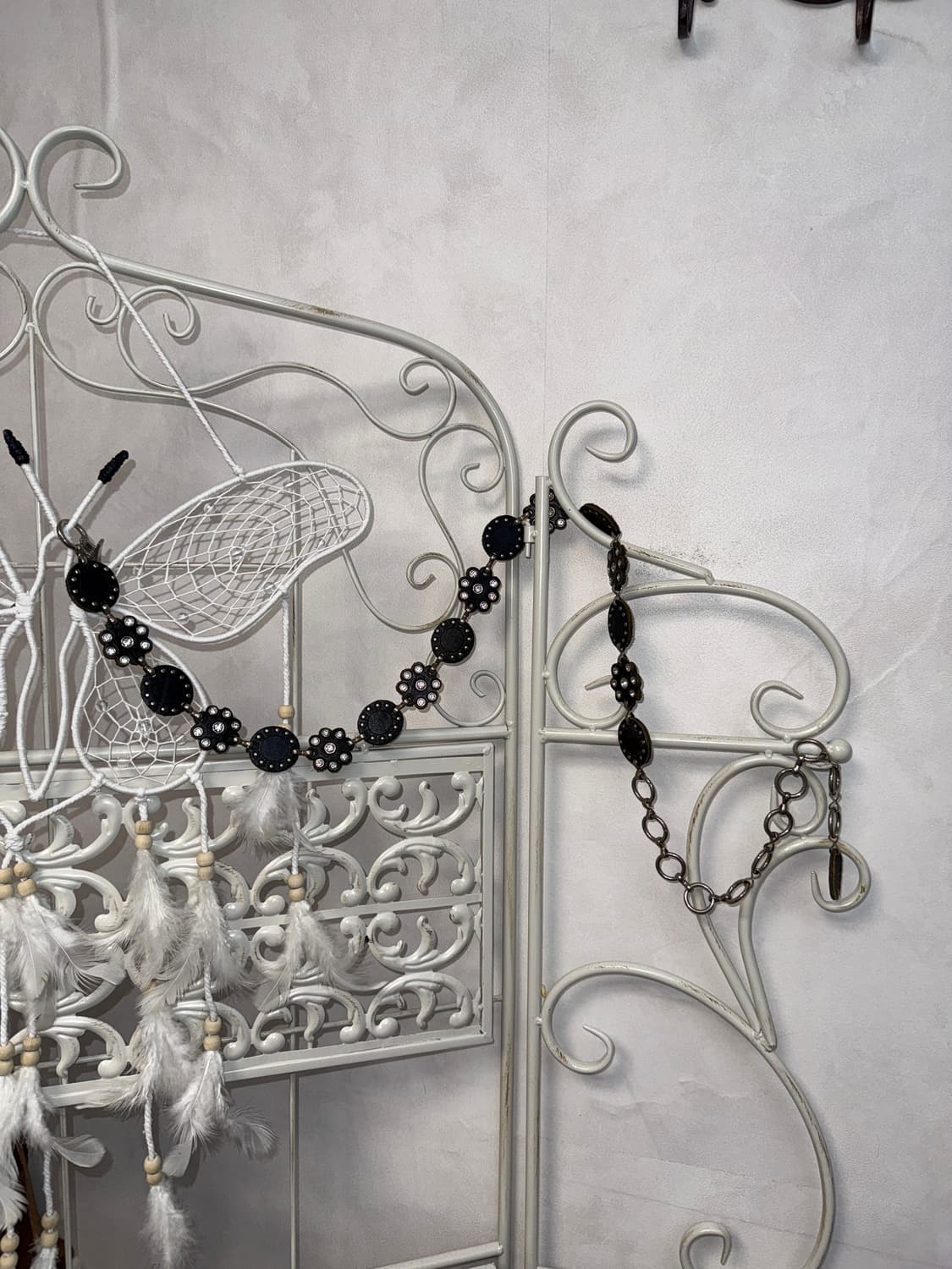 Black oriental flower cubic chain belt 상품이미지1