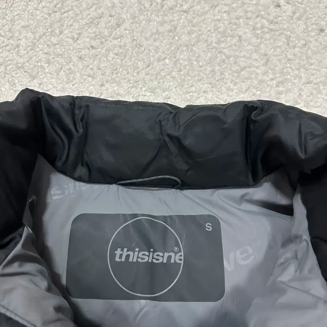 디스이즈네버댓 패딩 s 상품이미지4