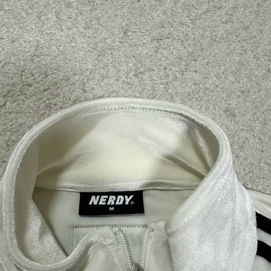 널디 벨벳 져지 오버핏 m 상품이미지3