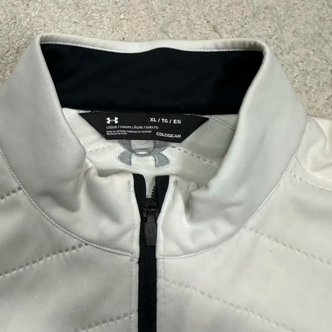 언더아머 조끼 XL 상품이미지3