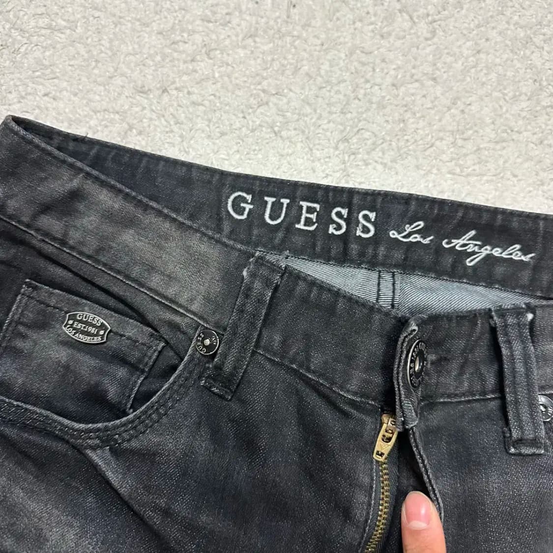 게스 청바지 흑청 데님 팬츠 33인치 상품이미지2