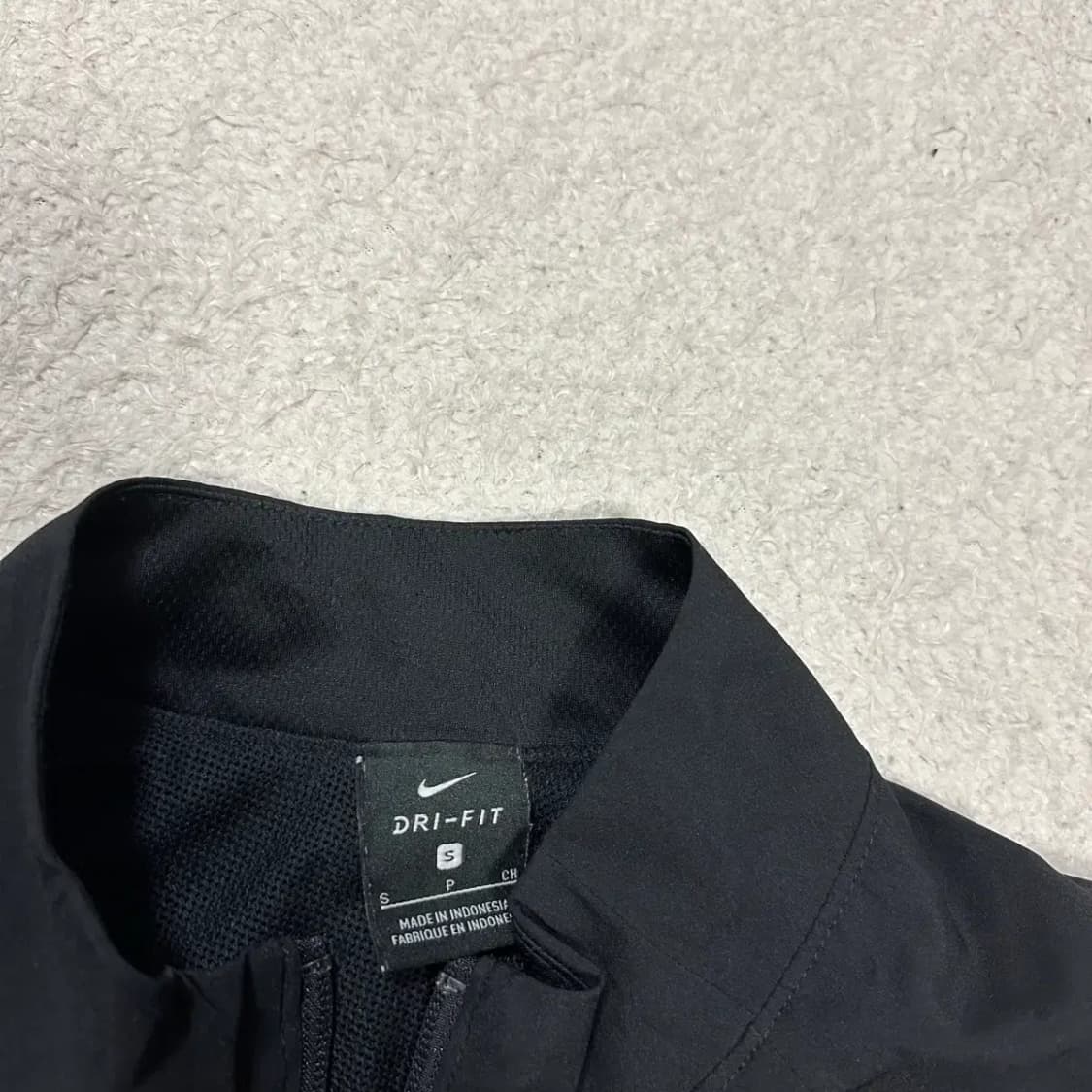 나이키 바람막이 자켓 블랙 s 상품이미지3