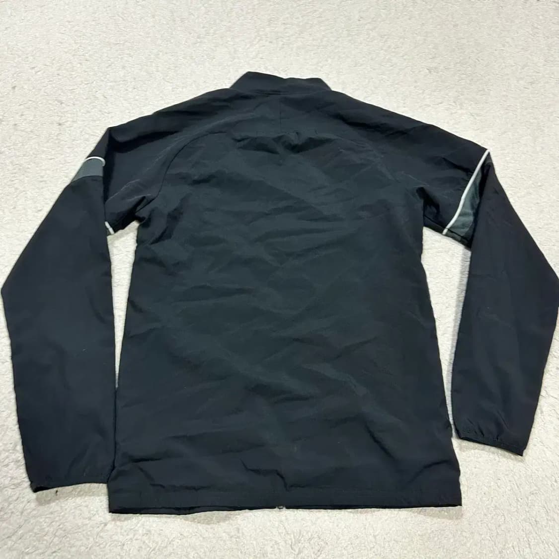 나이키 바람막이 자켓 블랙 s 상품이미지5