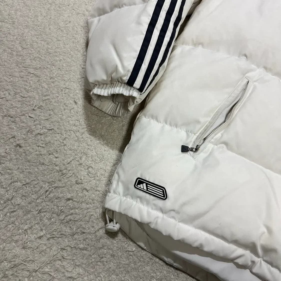 아디다스 숏패딩 화이트 100 상품이미지2
