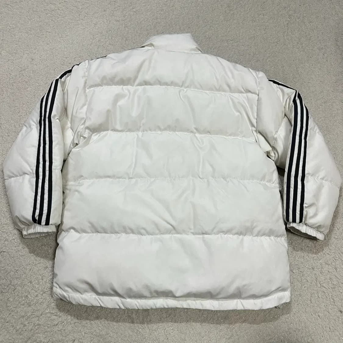 아디다스 숏패딩 화이트 100 상품이미지8