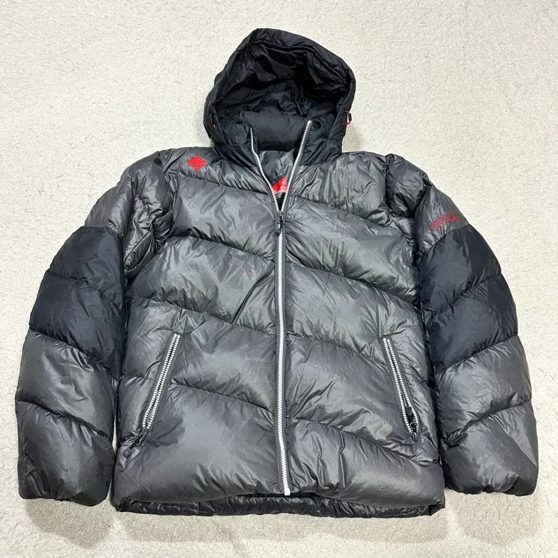 데상트 패딩 100 상품이미지1