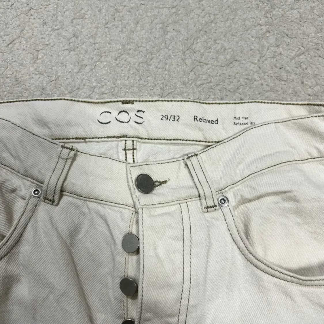 COS 릴랙스핏 아이보리 데님 팬츠 30인치 상품이미지2