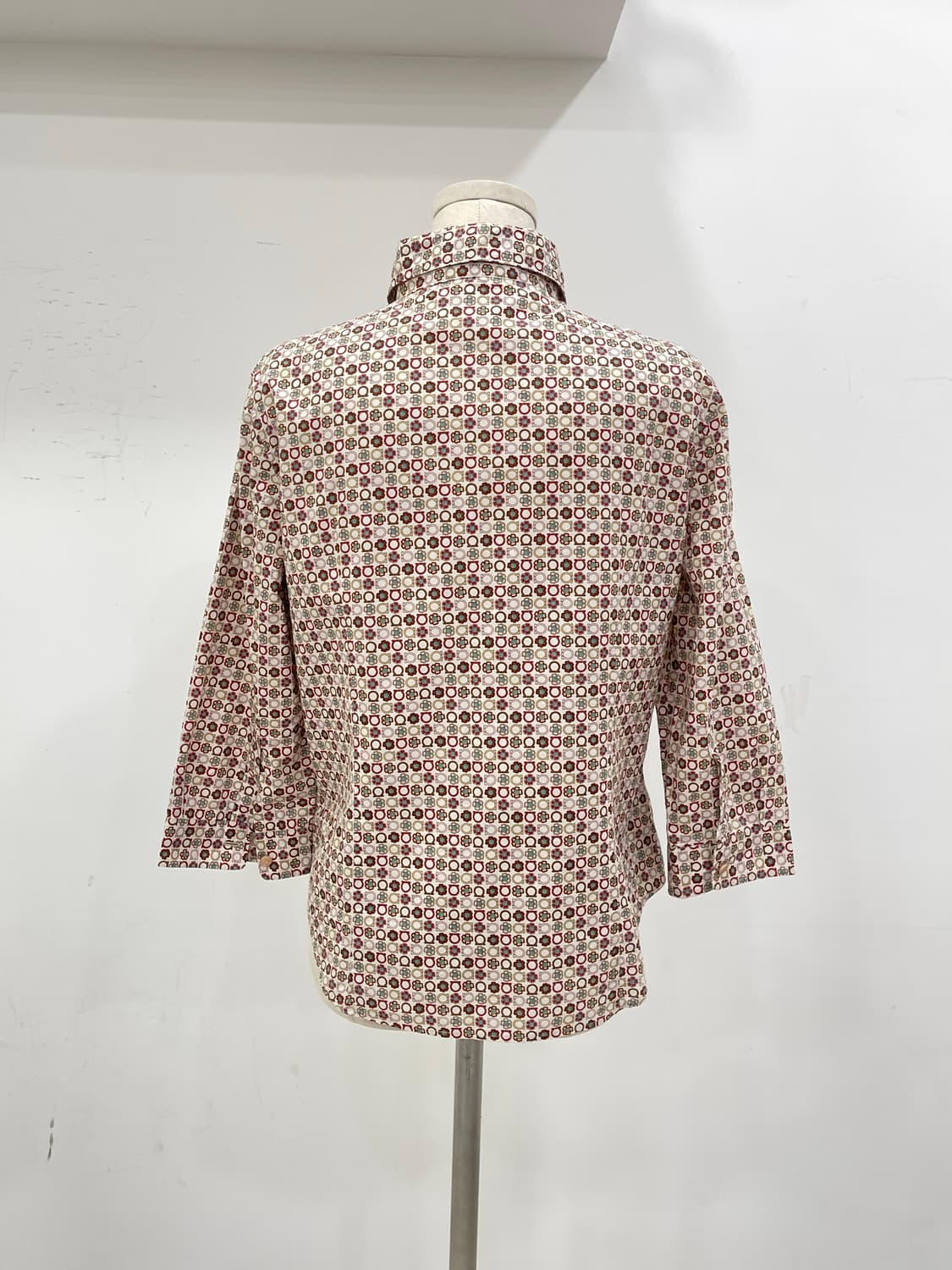 살바토레 페라가모 남방 상품이미지3