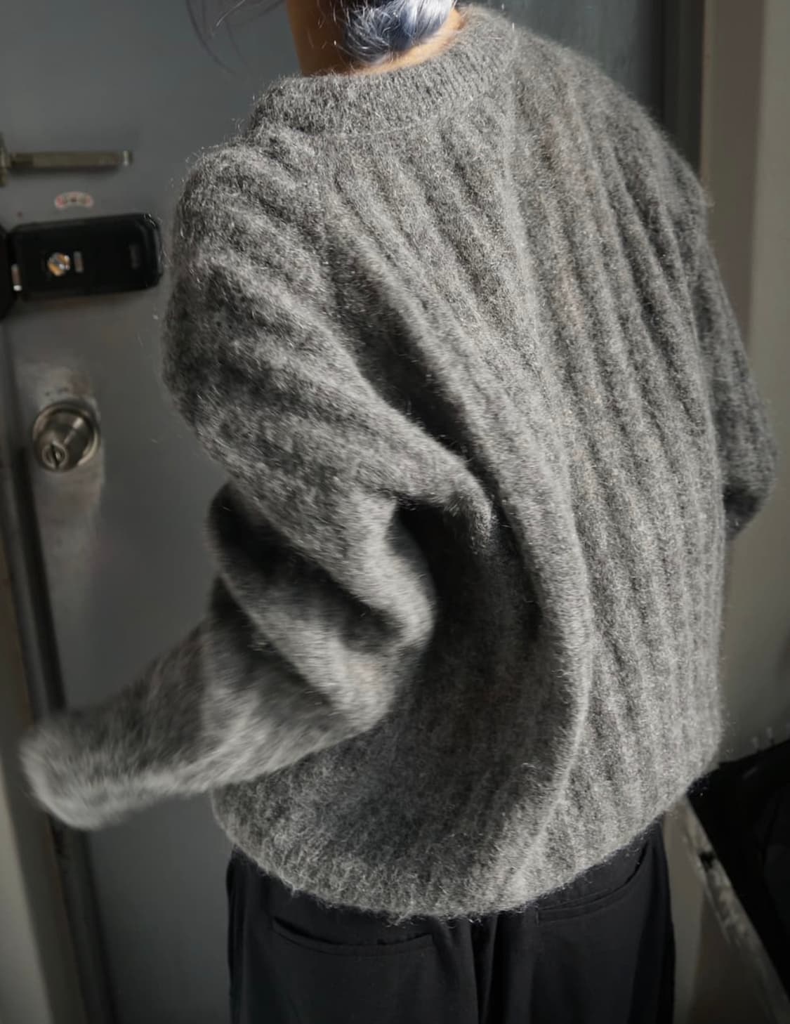 아크네 울 니트 상품이미지3