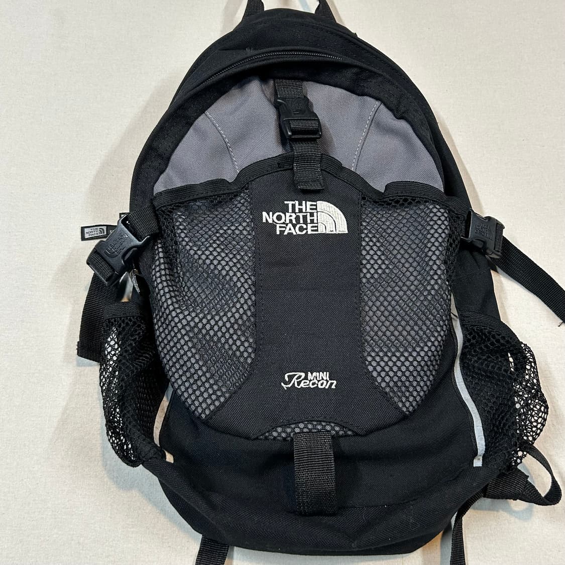 노스페이스 RECON 미니 레콘 12L 백팩 가방 상품이미지2