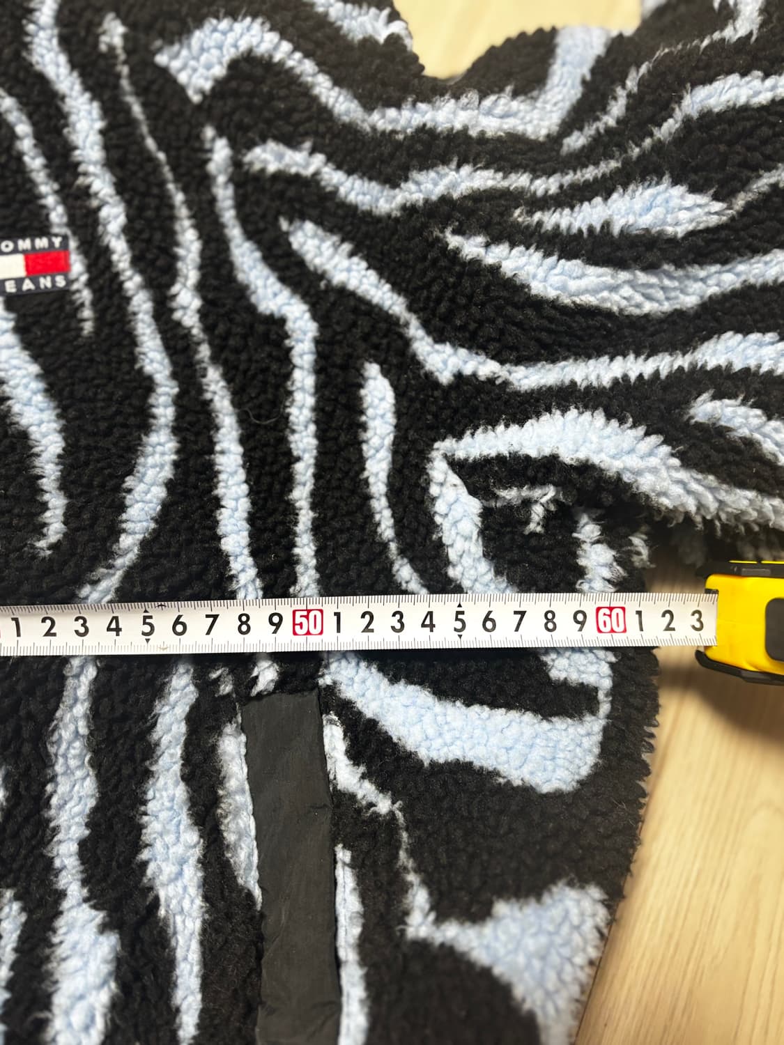  트와이스 나연 타미힐피거 지브라 쉐르파 자켓 S 상품이미지4