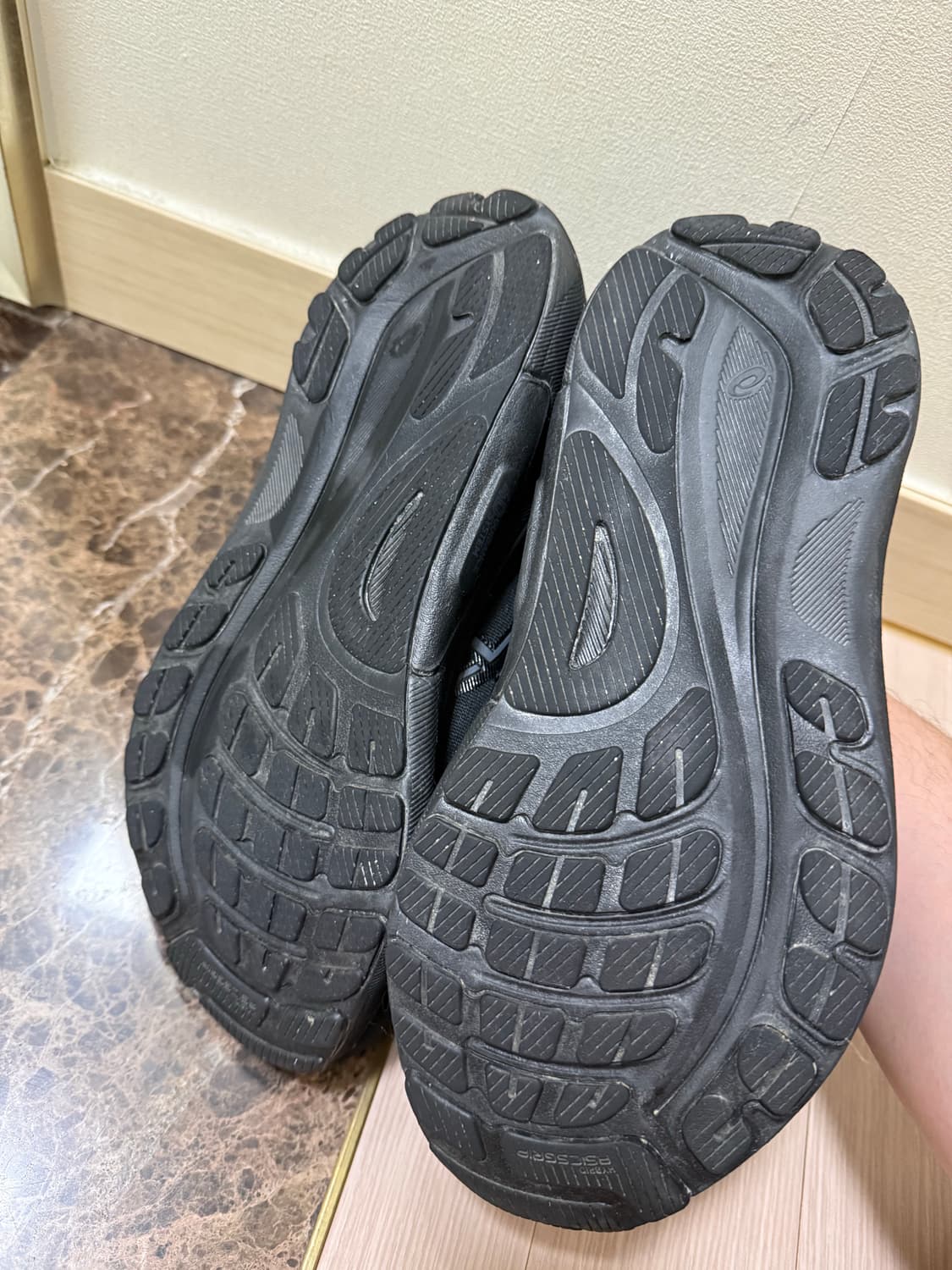 아식스 젤카야노31 275(4E) 안정화 런닝화 상품이미지3