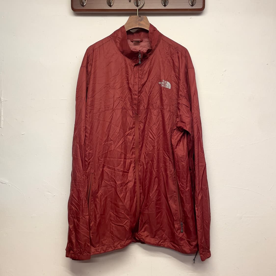 노스페이스 레드 경량 바람막이 자켓   상품이미지1