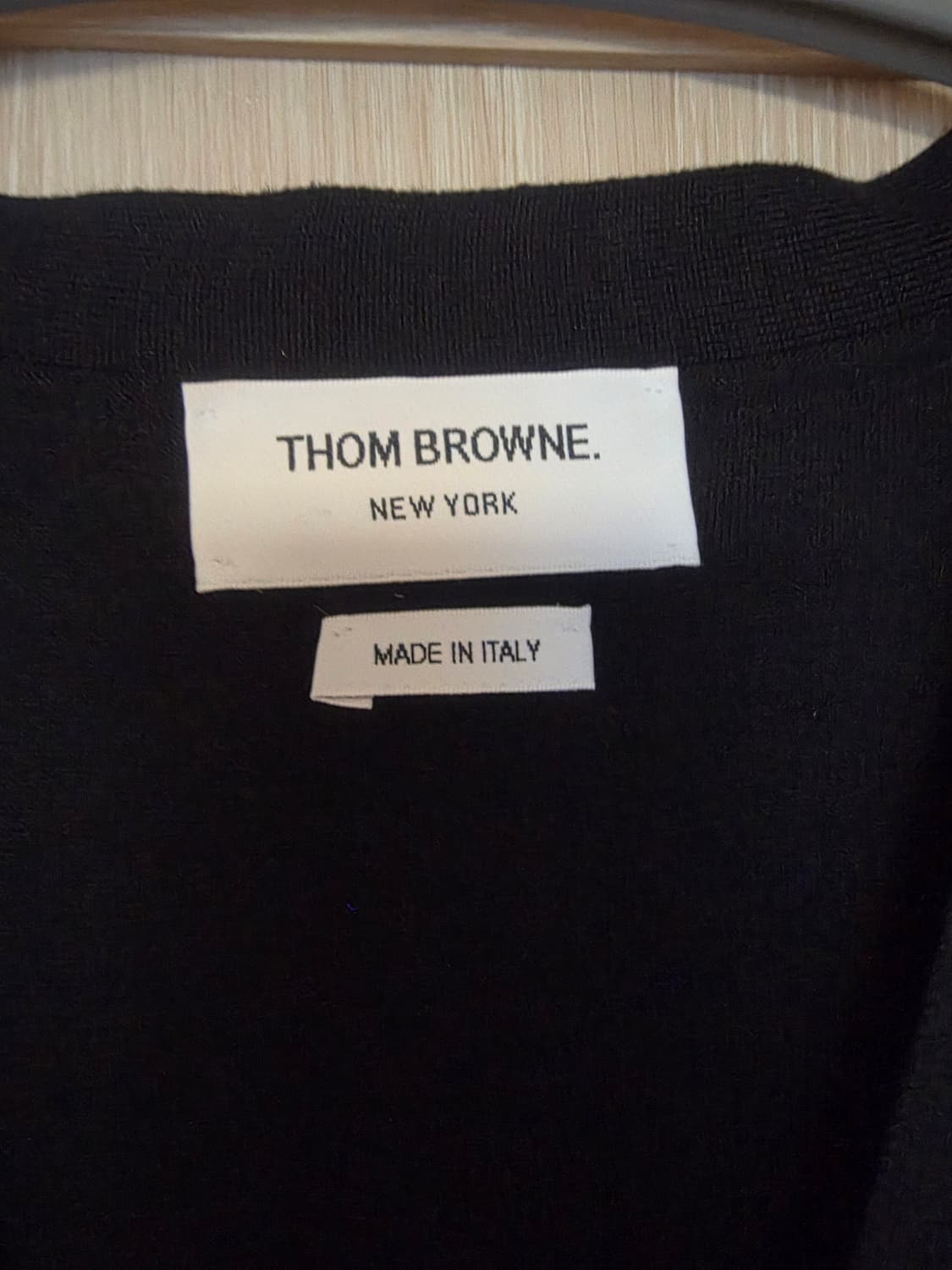 [24/3사이즈] 톰브라운 메리노울 가디건 네이비 상품이미지2