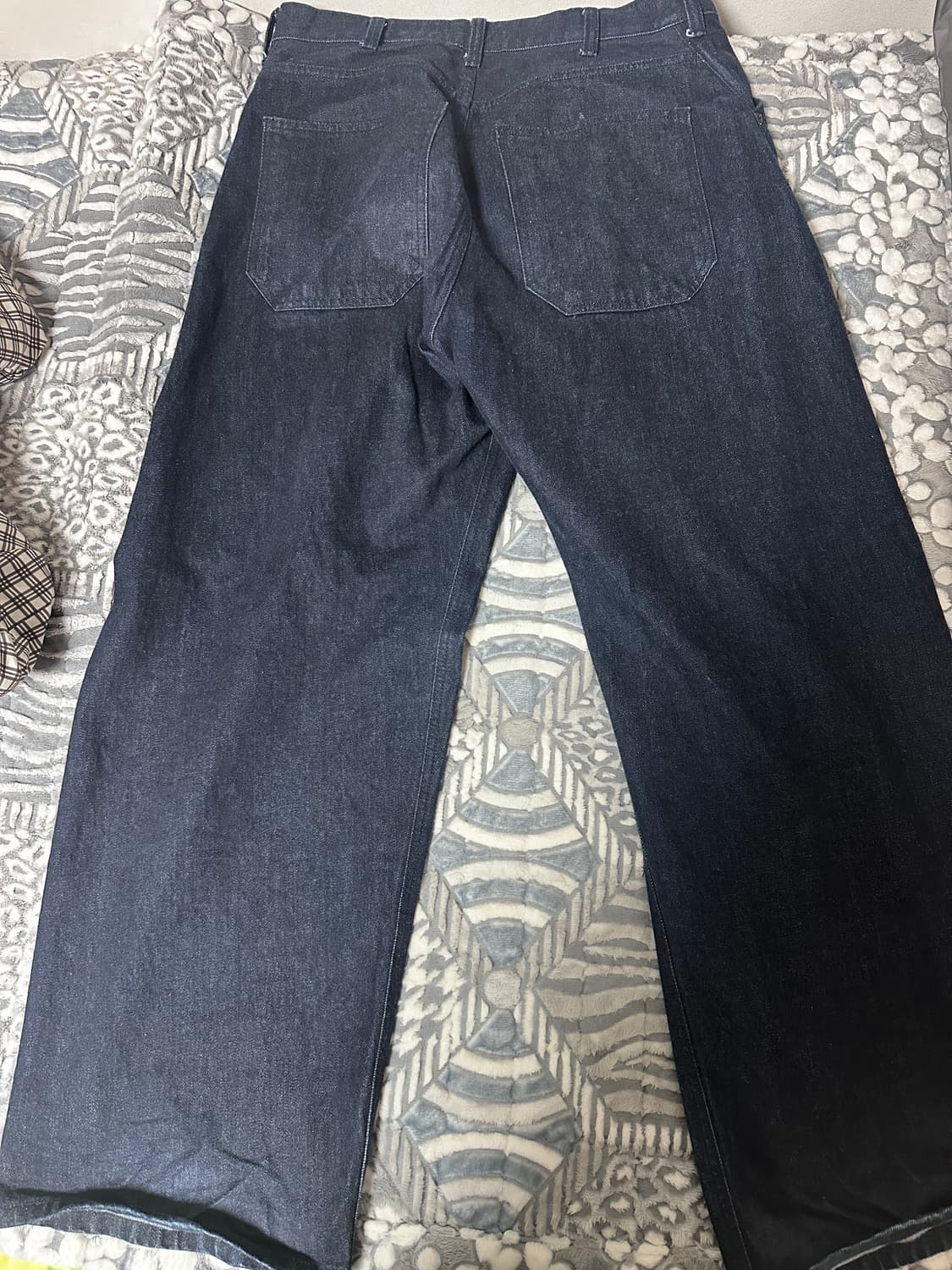 해칭룸 와이드 커브드진 인디고 3사이즈 팝니다. 상품이미지3