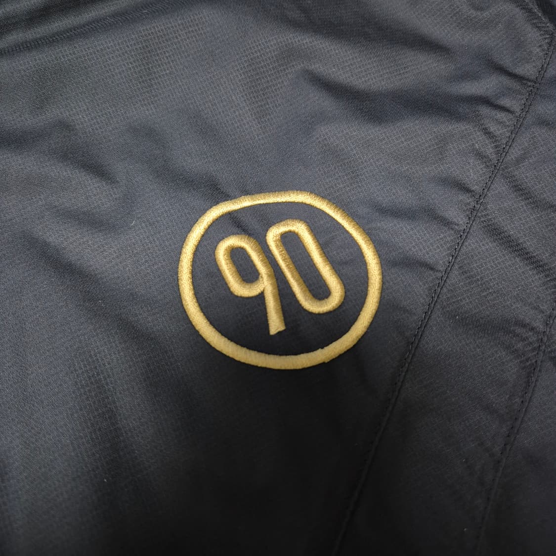 [올드스쿨🔥] 00s 나이키 토탈 90 윈드브레이커 상품이미지5