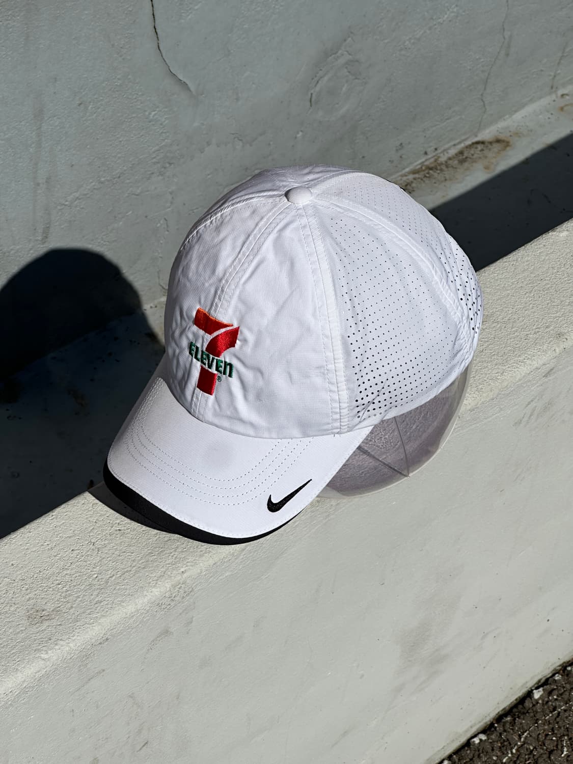 [M-L] 나이키 세븐일레븐 화이트 볼캡 모자 상품이미지2