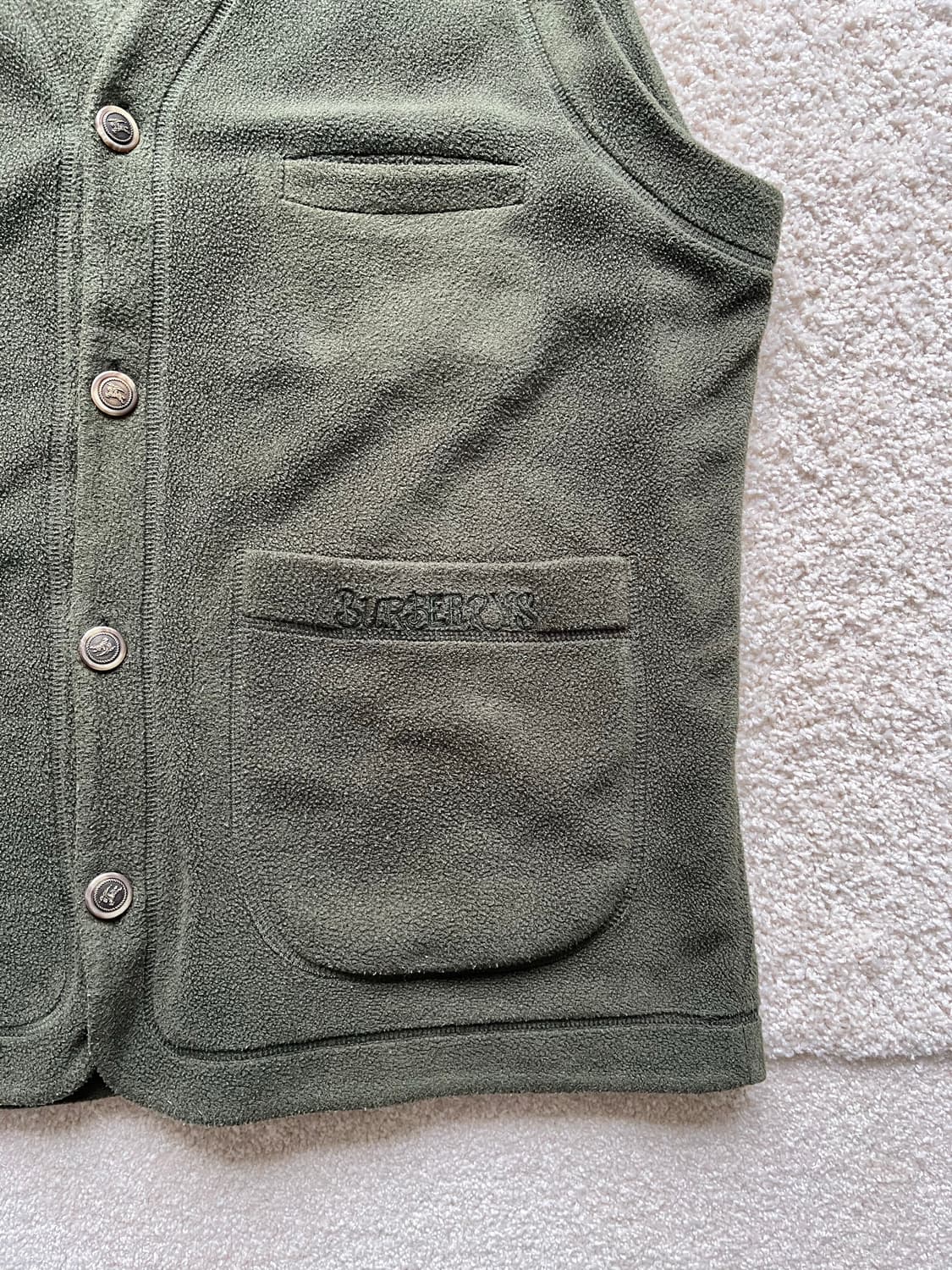 버버리 플리스 버튼 베스트 (103–105) 상품이미지4