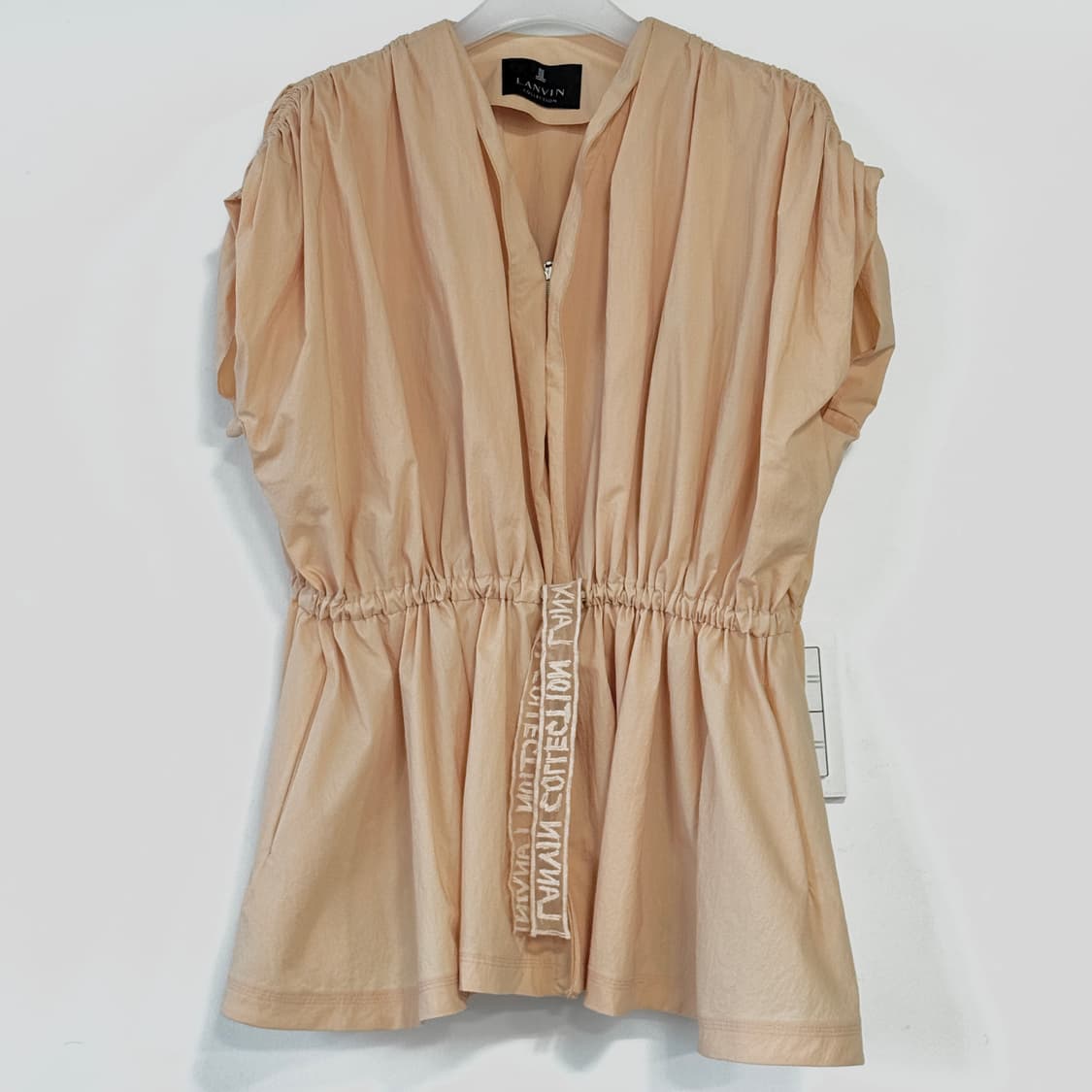 랑방컬렉션 로고 스트랩 셔링 집업 상품이미지1