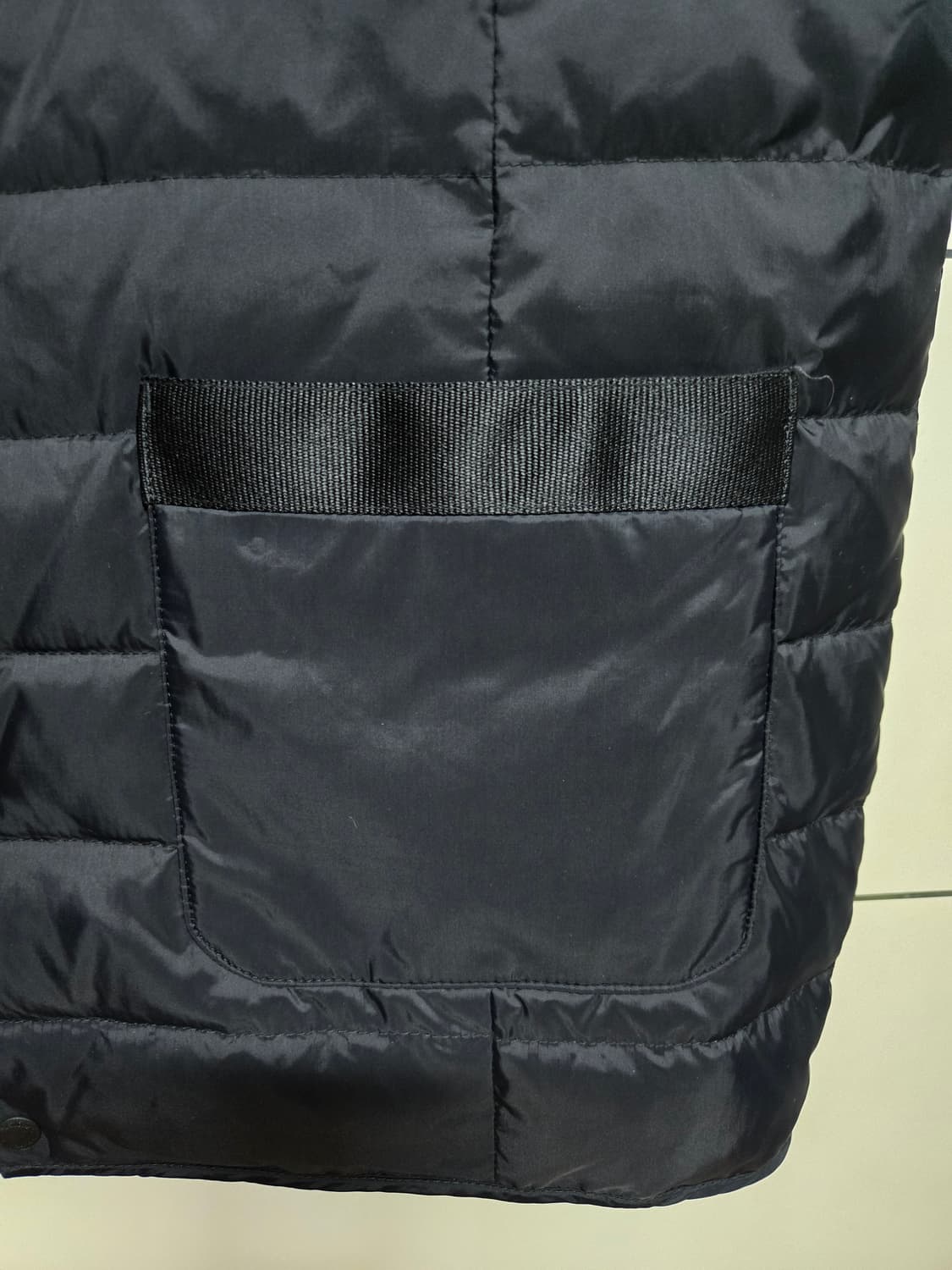 내셔널지오그래픽 남성 미니로고 덕다운 경량 조끼 패딩(100사이즈) 상품이미지3