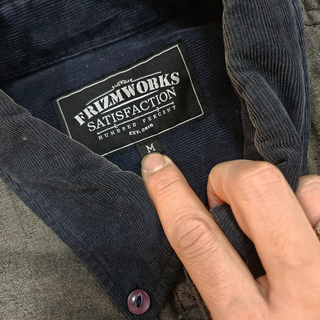 프리즘웍스 코듀로이 블럭 다이아몬드 퀄팅 셔츠 M size 상품이미지4