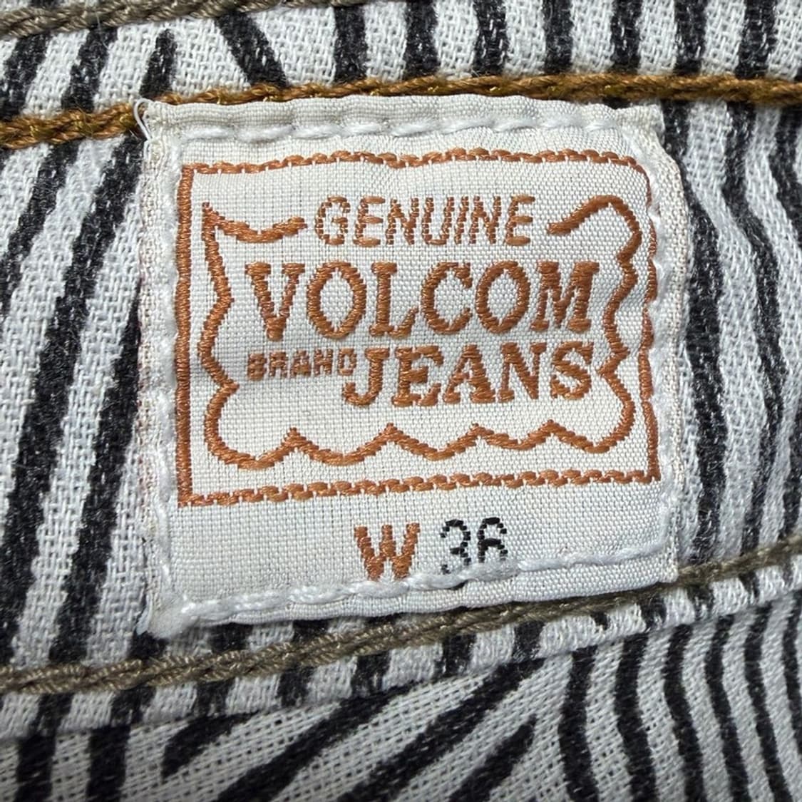 볼컴 스트레이트핏 워싱 데님팬츠 블랙 36 상품이미지4