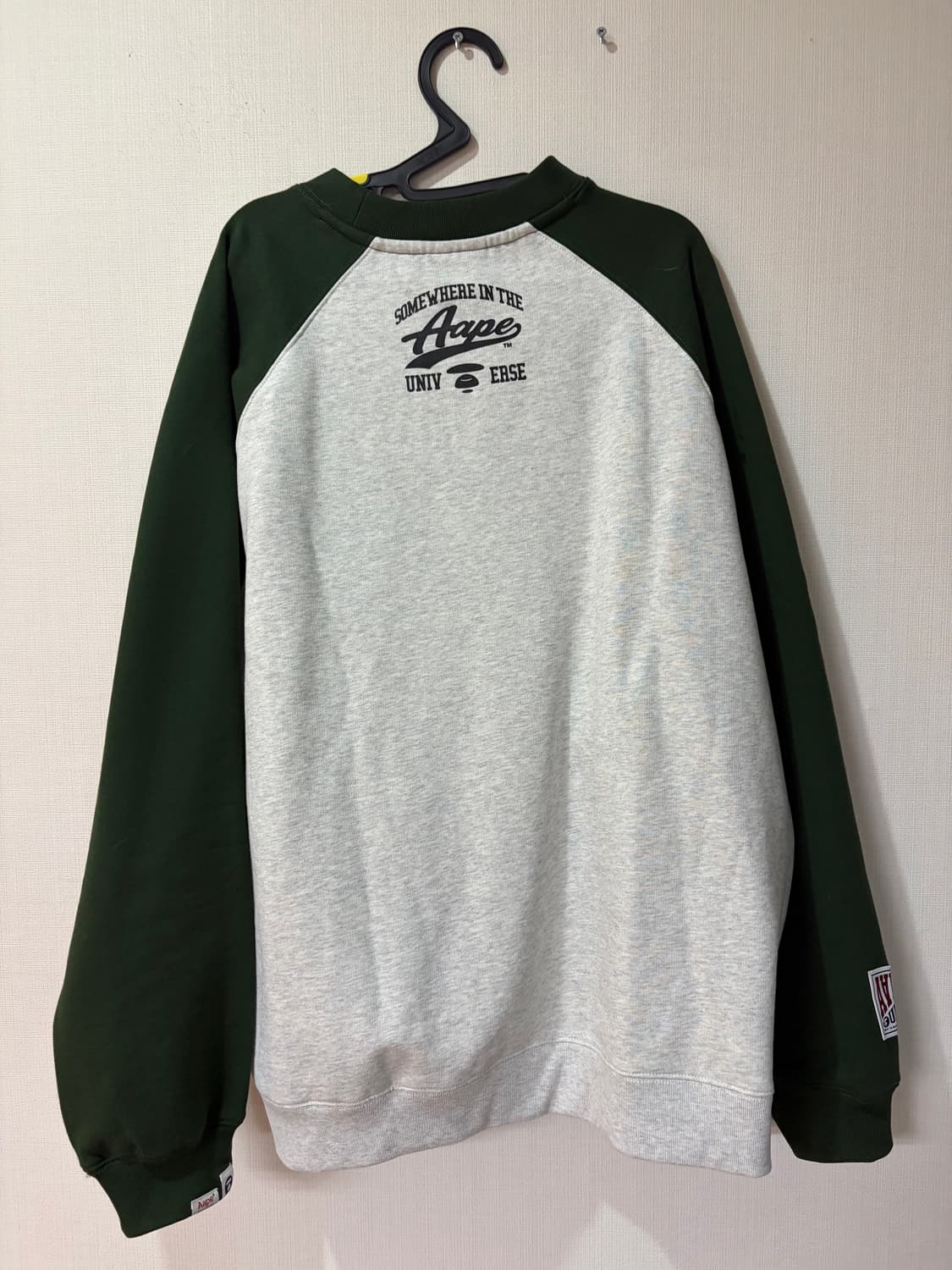 APE 로고 패치 스웻셔츠 상품이미지3