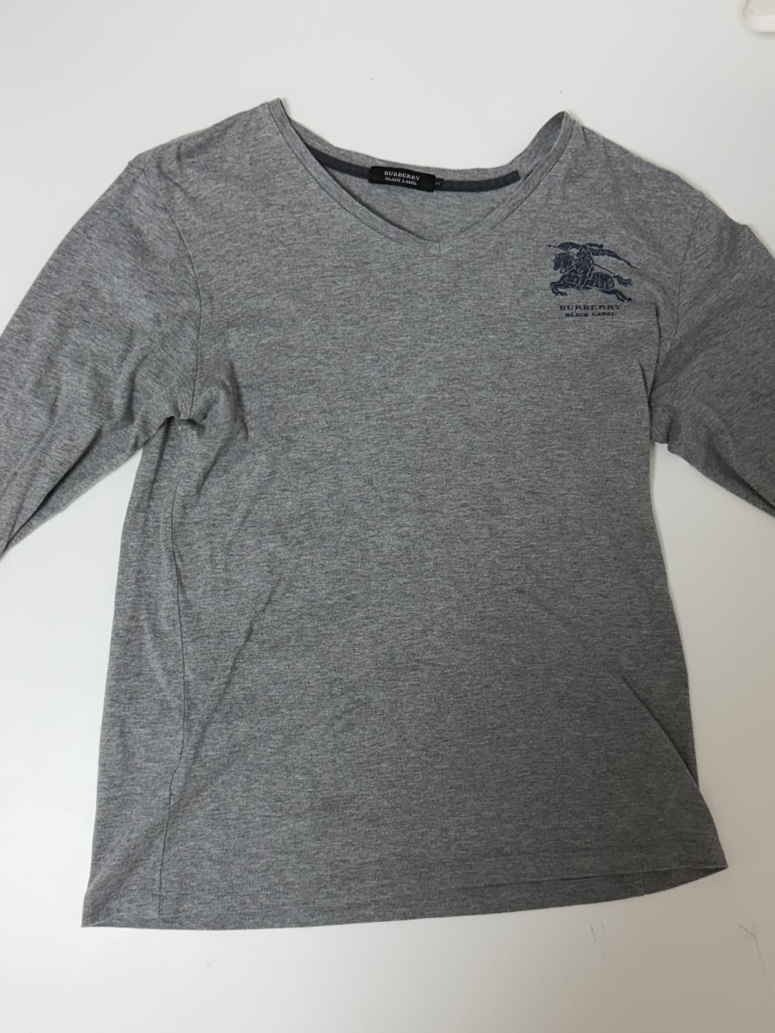 버버리 블랙라벨 긴팔티셔츠 상품이미지1