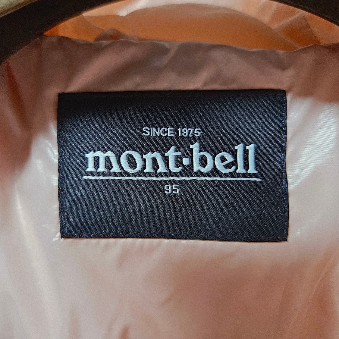 새상품 95 ) 몽벨 여성 핑크 패딩 상품이미지8