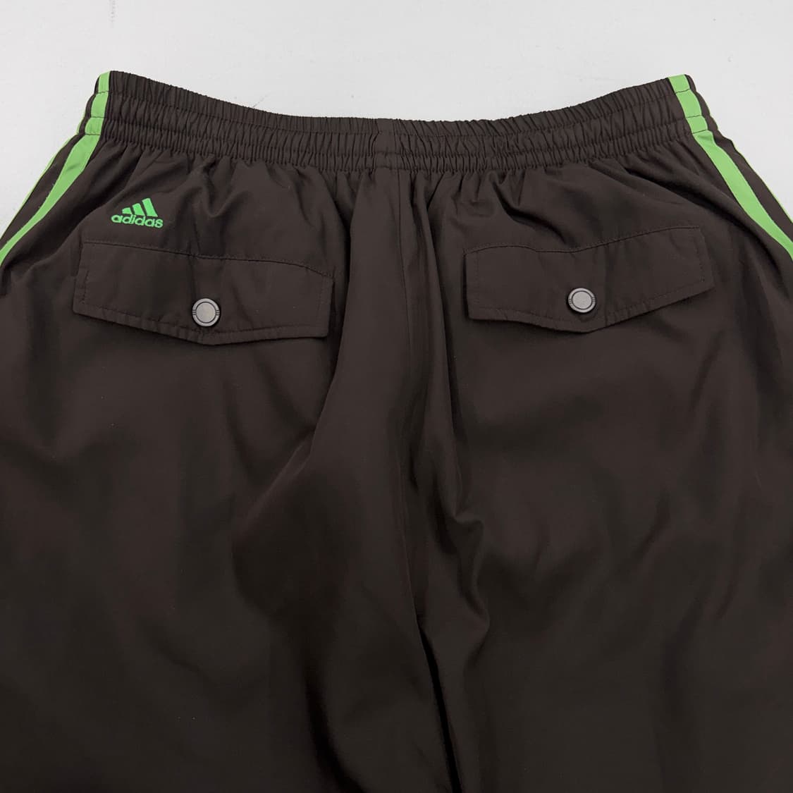 아디다스 00s 초코브라운 삼선 올드스쿨 와이드 바람막이 트랙팬츠 상품이미지3