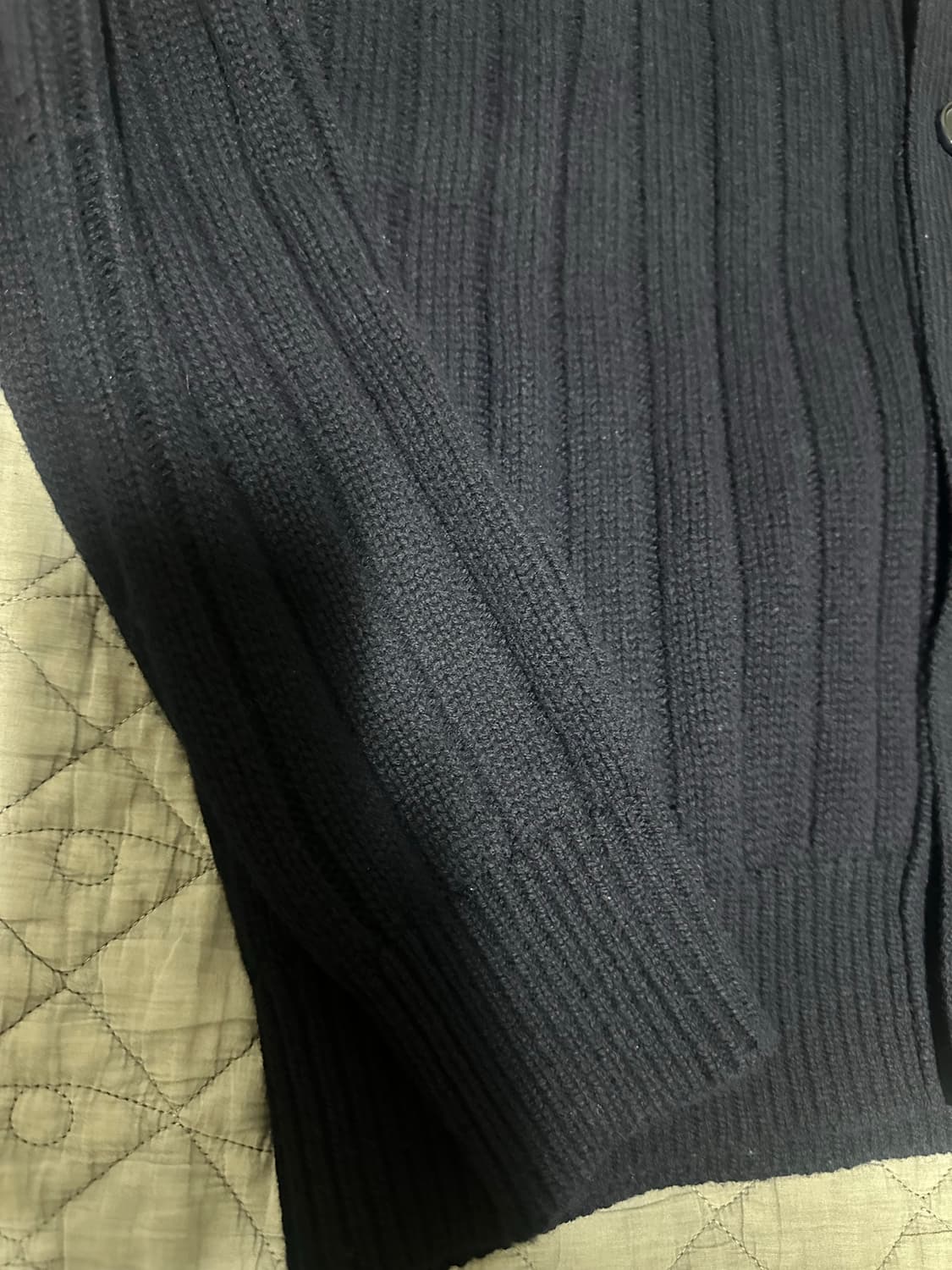 모마디자인 골지 크롭가디건/다크네이비/48 상품이미지5