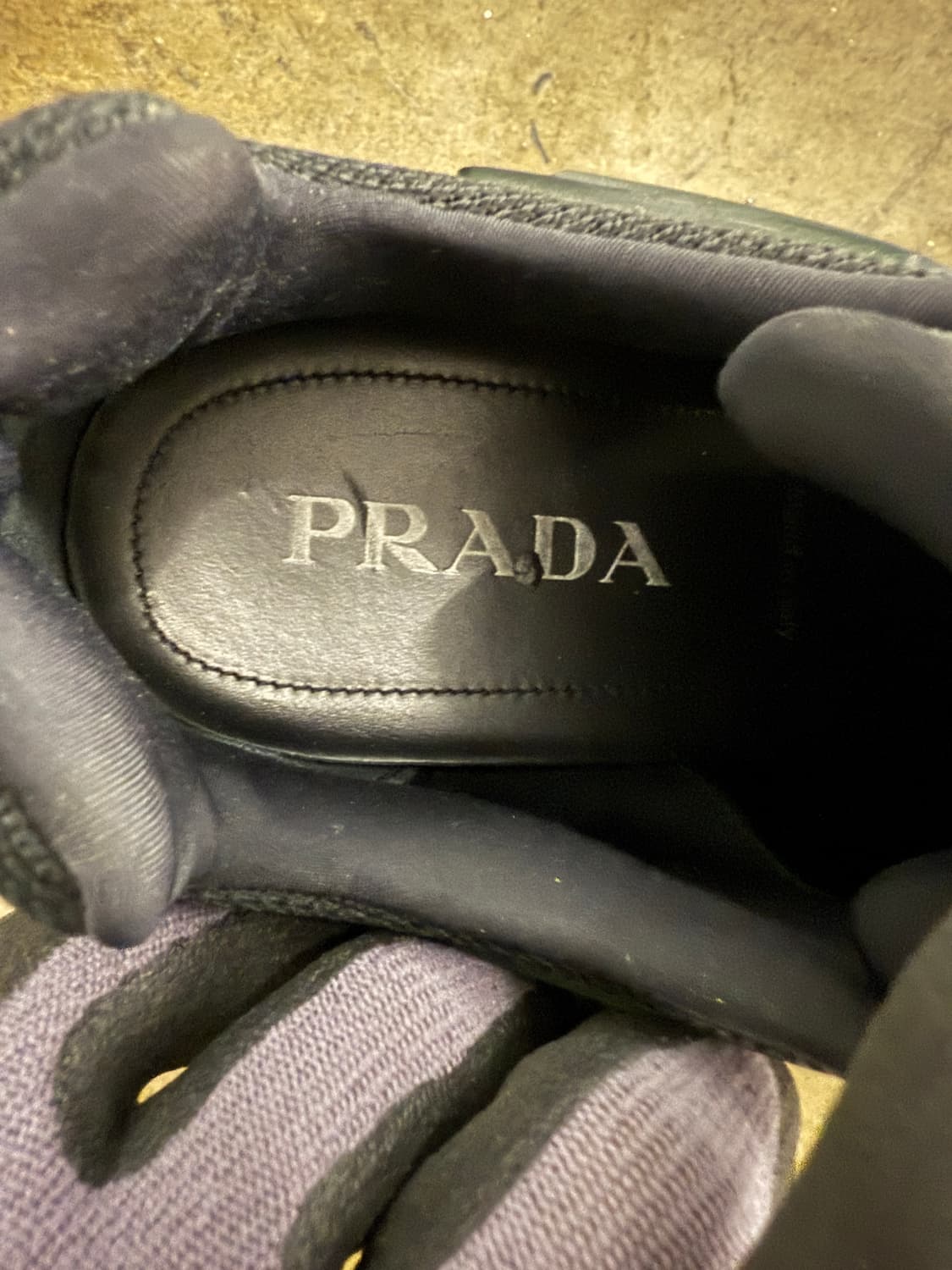 프라다 정품 클라우드버스트 썬더 스니커즈 블랙 9 상품이미지6