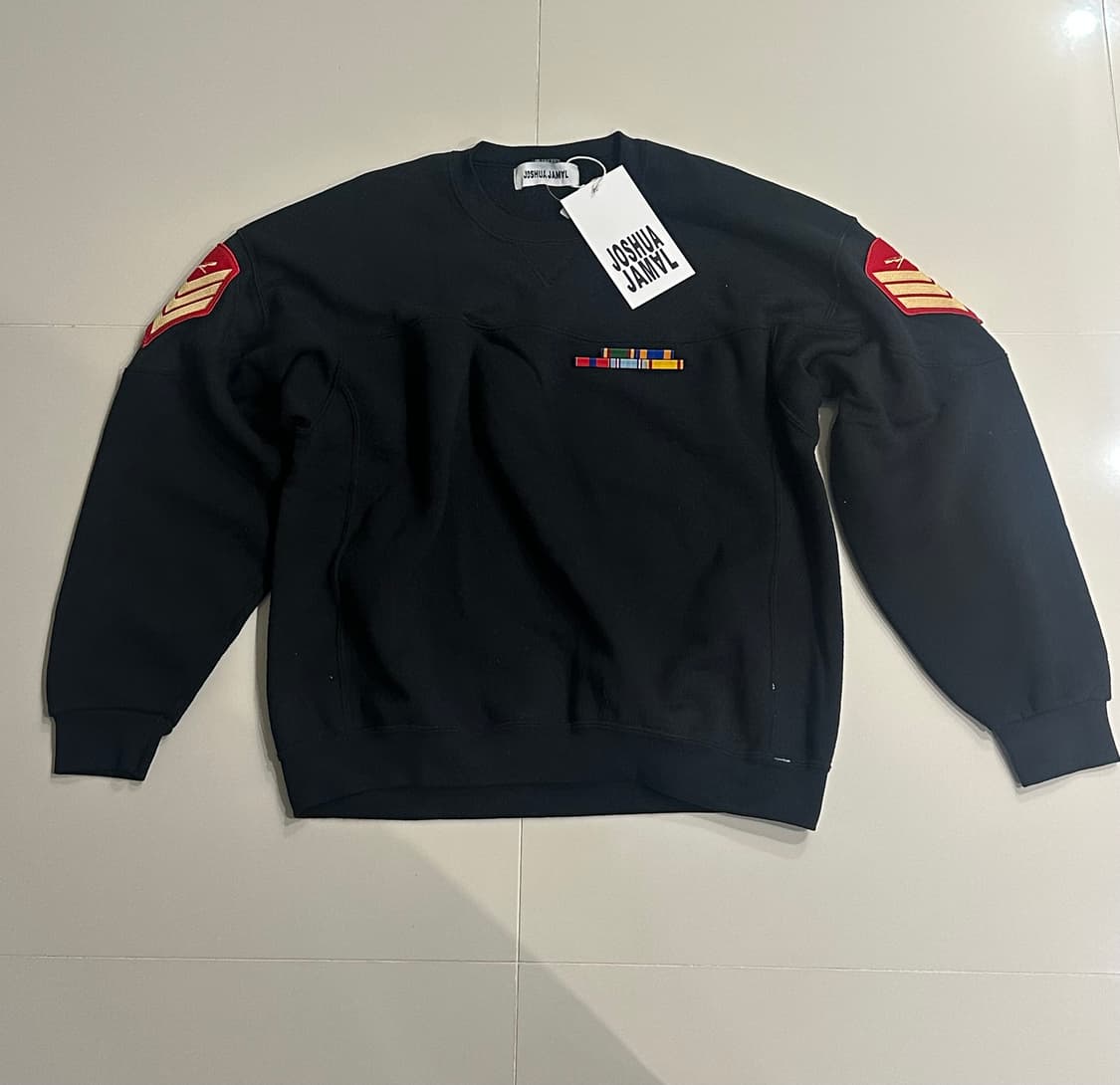 Joshua Jamal INSIGNIA Crewneck Black 상품이미지1