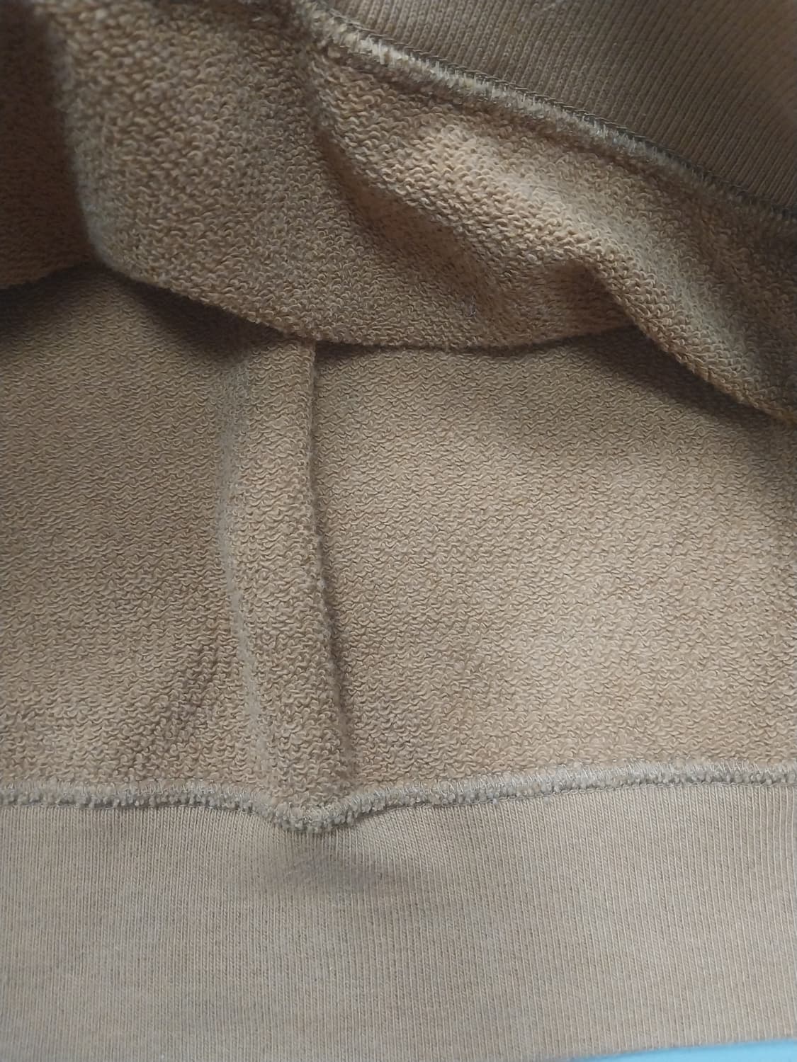 [L] 유니클로 X JW앤더슨 브릭 브라운 맨투맨 콜라보 상품이미지7