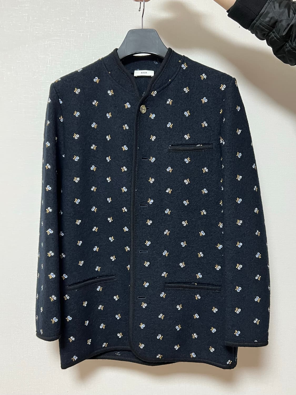 Rier 워커 자켓 플라워 블랙 walker jacket flowers 상품이미지2