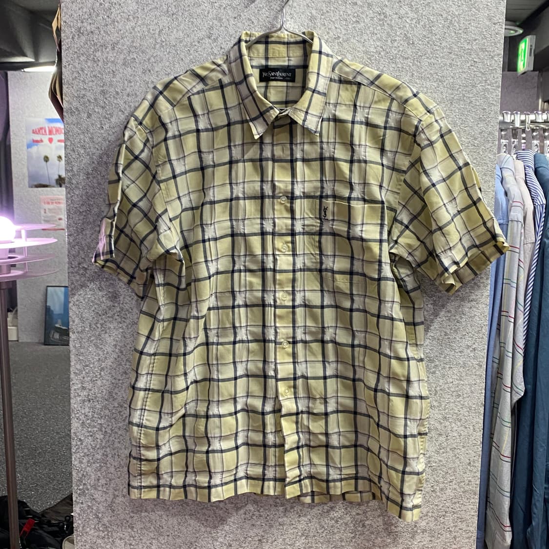 입생로랑 스몰로고 체크 반팔 셔츠 B4235 상품이미지2